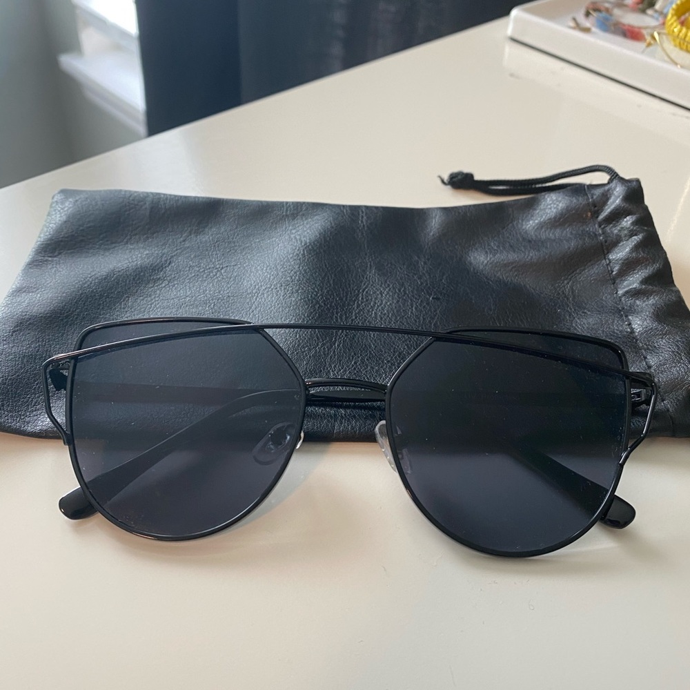 Black sunglasses